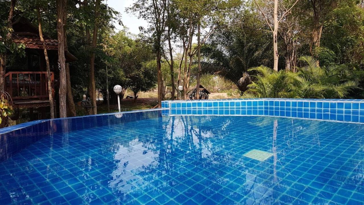 מלון רוי אט Isaan Perazim Park מראה חיצוני תמונה