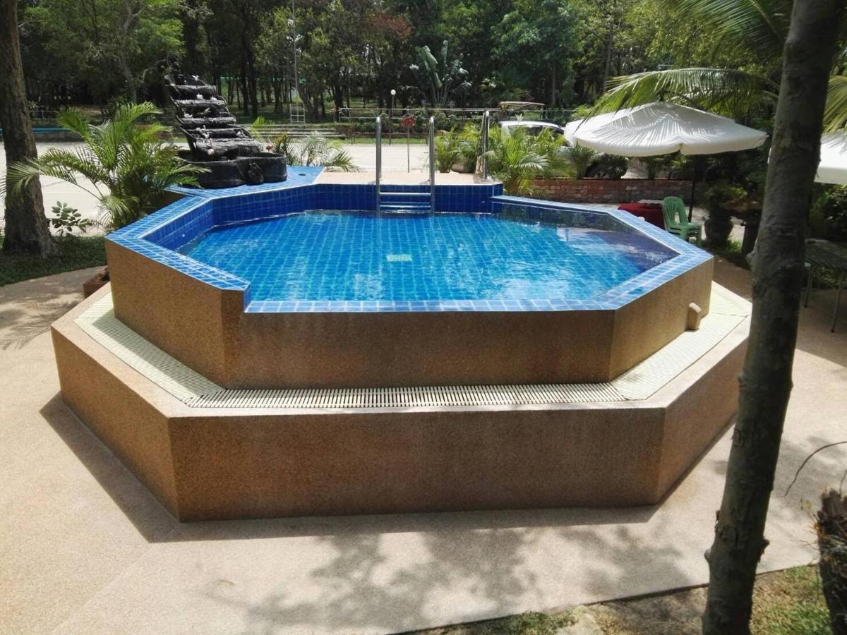 מלון רוי אט Isaan Perazim Park מראה חיצוני תמונה